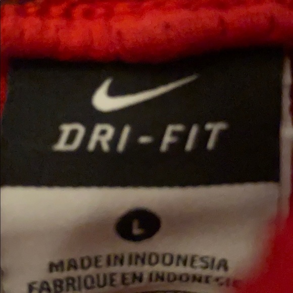 Nike shorts - Picture 2 of 2